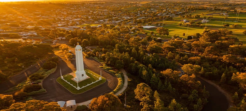 Cheap Car Rental in Parkes Airport