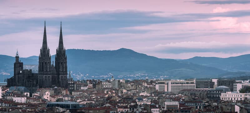 Cheap Car Hire in Clermont-Ferrand Airport