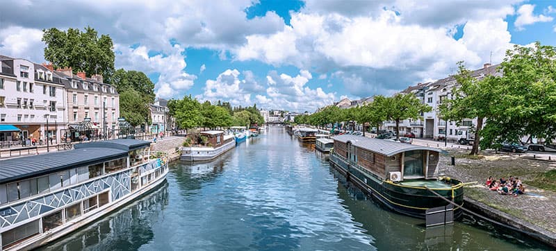 Car Hire in Nantes
