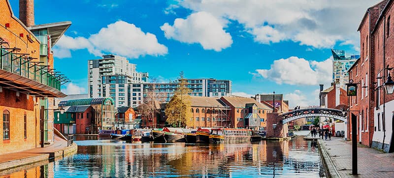 Why Hire a Car in Birmingham?