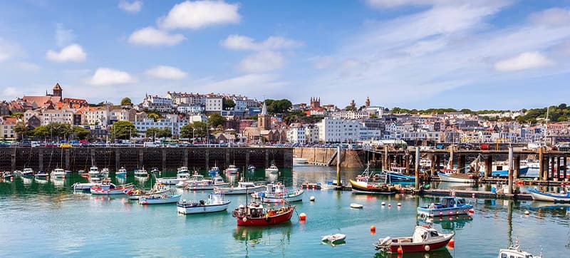 Dlaczego wynajem samochodu na Guernsey?