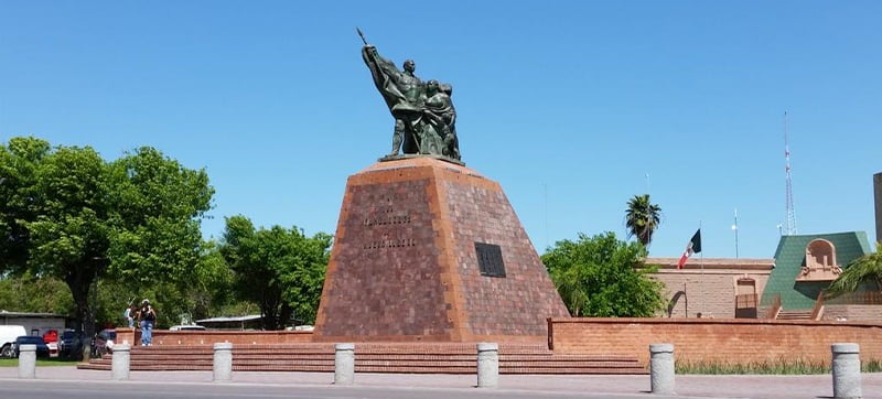 Car Rental in Nuevo Laredo