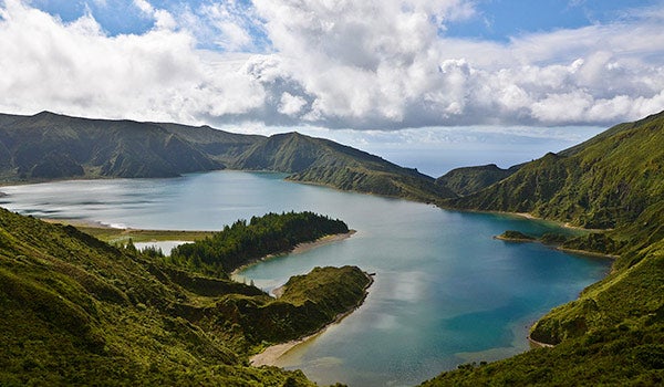 Why Hire a Car in Sao Miguel, Ponta Delgada?
