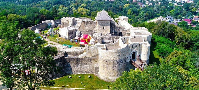 Car Hire in Suceava