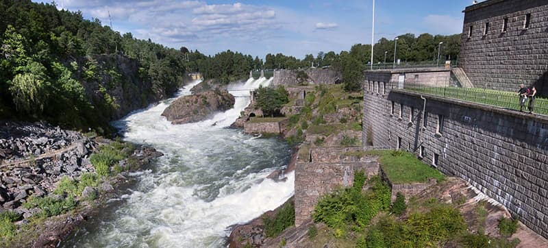 Dlaczego Wynajem Samochodów w Trollhättan z CarJet?