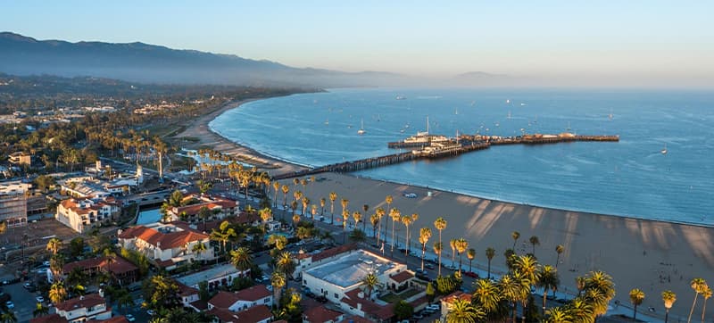 Perché Noleggiare un'Auto a Santa Barbara?